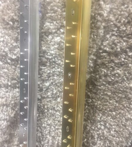 Nẹp gai làm thảm màu trắng - Cây