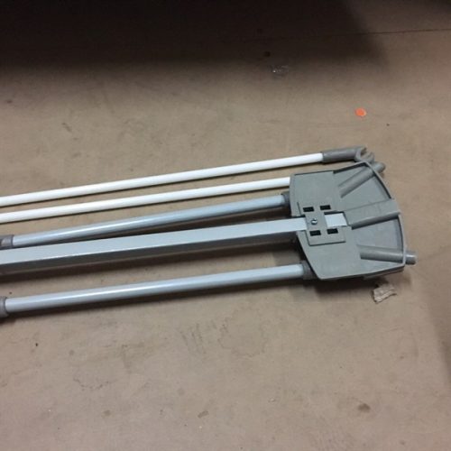 Kệ chữ X 0,6x1,6m(1 Thùng = 50 cây) hàng thường - Cây