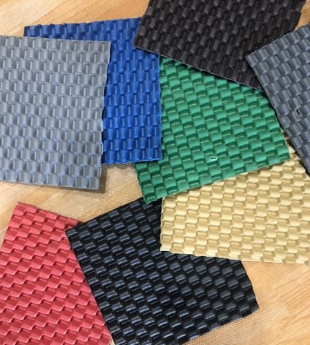 Thảm 3D lót sàn xe ô tô màu đỏ KT: 1,2mx 10m - Cuộn