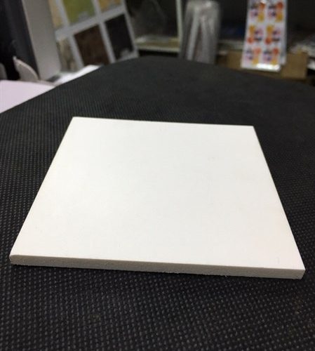 Tấm ván nhựa Pima cứng 0,66 5ly KT: 1,22 x2,44 x 5ly - tấm