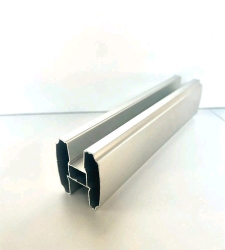 Nhôm nóc vuông 12mm 18mm dài 6,05m - Cây