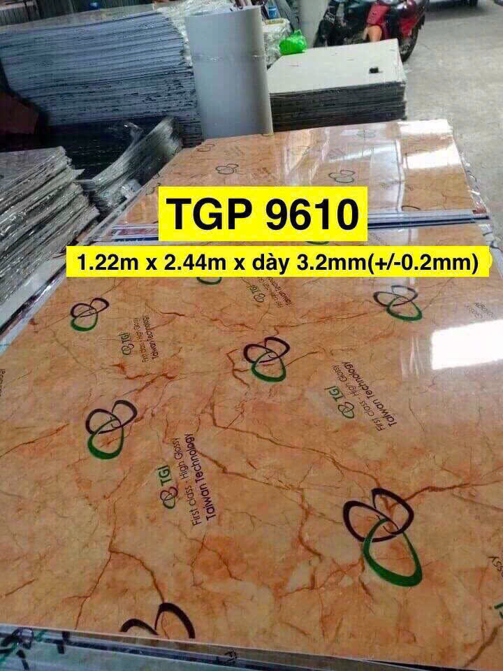 z7002706760708_175b7a2717639aa7f04365b4a9a6654f